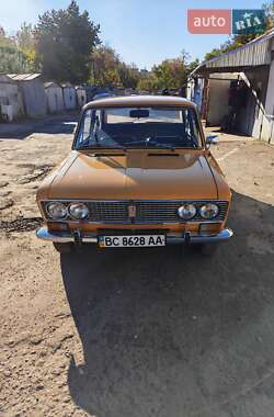 Седан ВАЗ 2103 1976 в  Седан ВАЗ 2103 1976 в