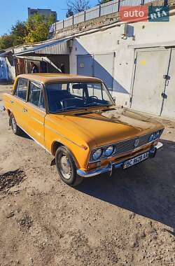 Седан ВАЗ 2103 1976 в  фото 10 Седан ВАЗ 2103 1976 в