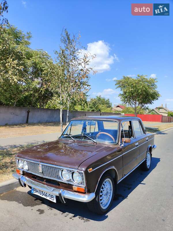 Седан ВАЗ / Lada 2103 1981 в Ізмаїлі фото Седан ВАЗ / Lada 2103 1981 в Ізмаїлі