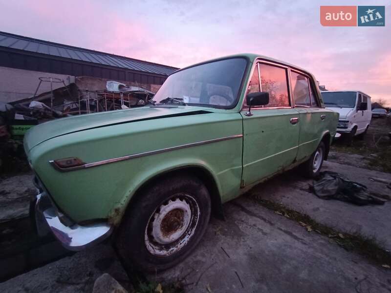 Седан ВАЗ / Lada 2103 1983 в Чернігові фото 3 Седан ВАЗ / Lada 2103 1983 в Чернігові