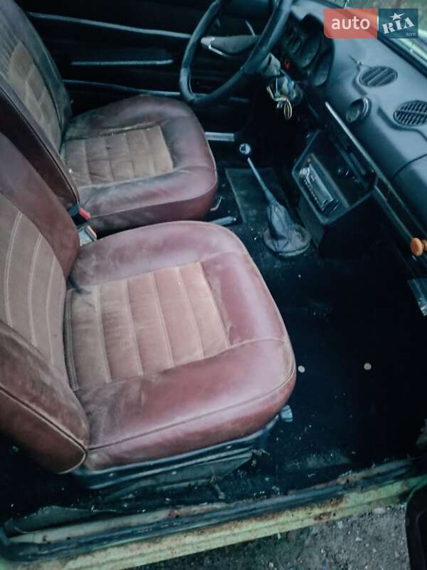 Седан ВАЗ / Lada 2103 1983 в Чернігові фото 7 Седан ВАЗ / Lada 2103 1983 в Чернігові