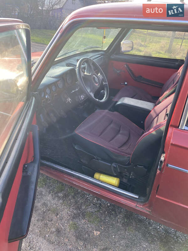 Седан ВАЗ / Lada 2103 1975 в Долинской фото 6 Седан ВАЗ / Lada 2103 1975 в Долинской