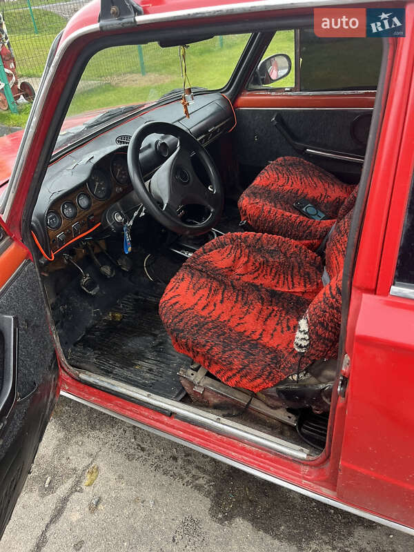 Седан ВАЗ / Lada 2103 1982 в Бориславі