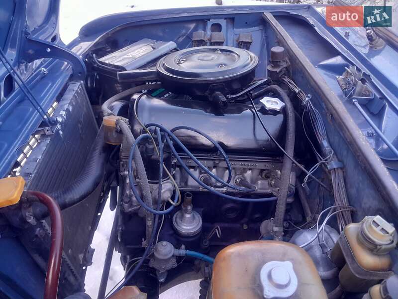 Седан ВАЗ / Lada 2103 1985 в Чернівцях