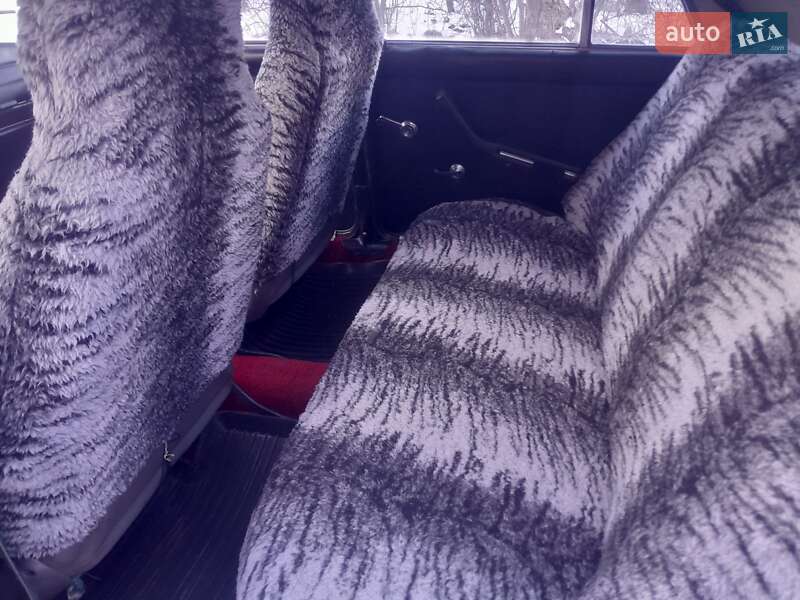 Седан ВАЗ / Lada 2103 1985 в Чернівцях