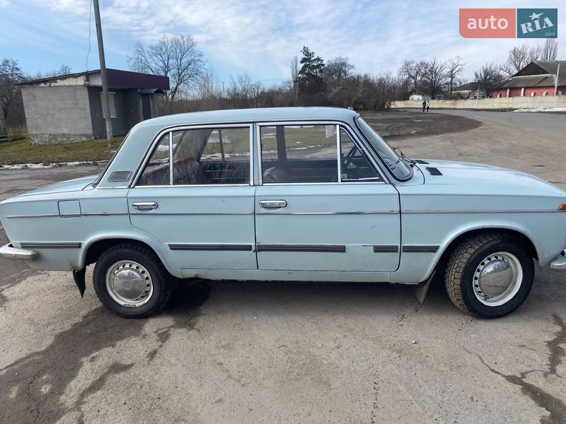 Седан ВАЗ / Lada 2103 1974 в Звенигородке