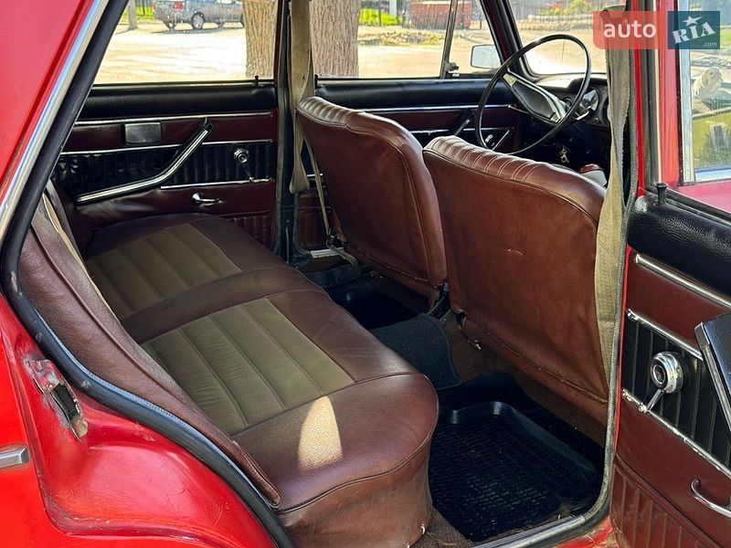 Седан ВАЗ / Lada 2103 1981 в Мене