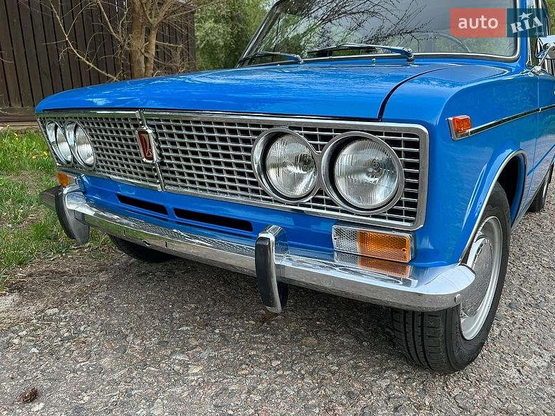 Седан ВАЗ / Lada 2103 1976 в Киеве