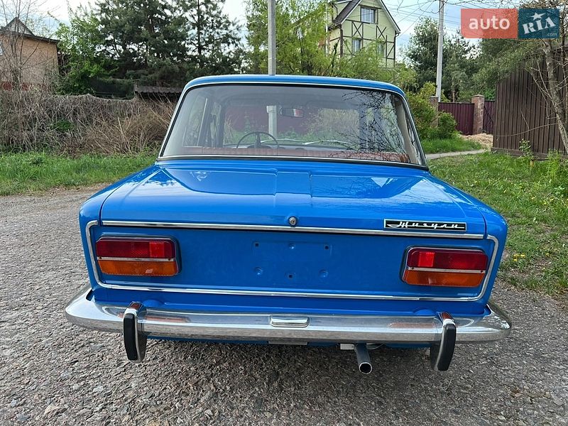 Седан ВАЗ / Lada 2103 1976 в Киеве