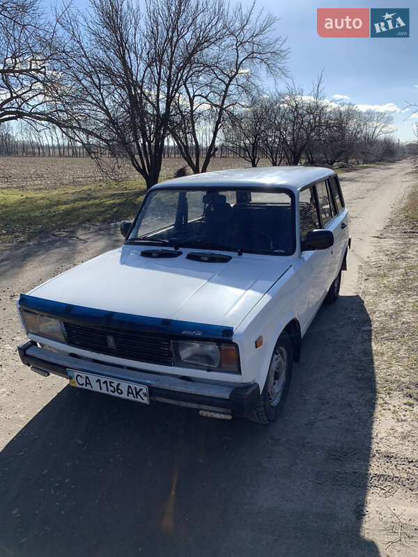 Универсал ВАЗ / Lada 2104 1990 в Черкассах