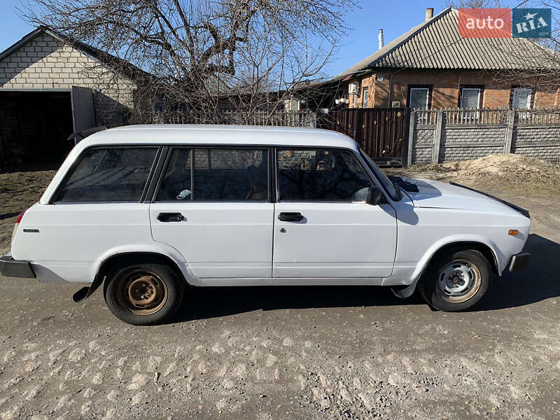 Универсал ВАЗ / Lada 2104 1990 в Черкассах