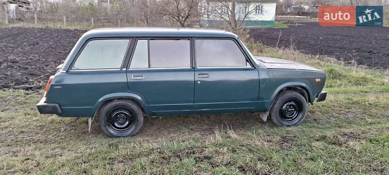 Універсал ВАЗ / Lada 2104 2002 в Шумську