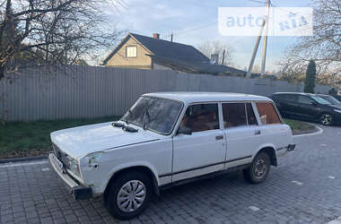 Універсал ВАЗ / Lada 2104 1988 в Чернівцях