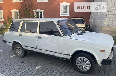 Універсал ВАЗ / Lada 2104 1988 в Чернівцях