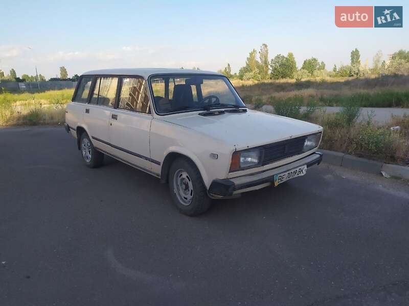 Універсал ВАЗ / Lada 2104 1990 в Миколаєві