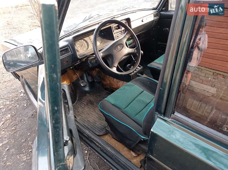 Универсал ВАЗ / Lada 2104 1999 в Нежине