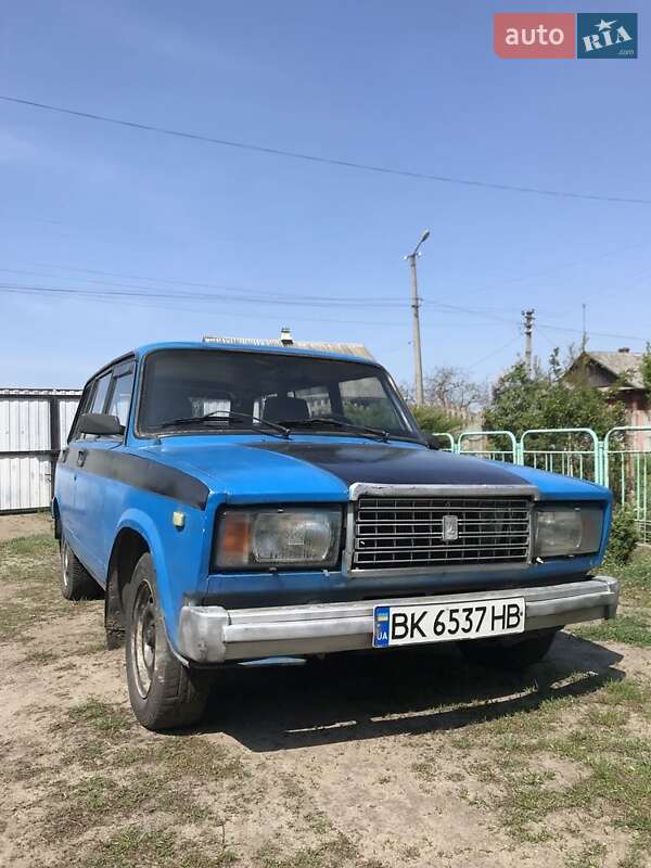 Універсал ВАЗ 2104 1990 в 