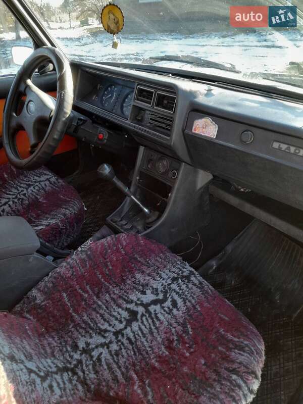 Універсал ВАЗ / Lada 2104 2005 в Володимирі