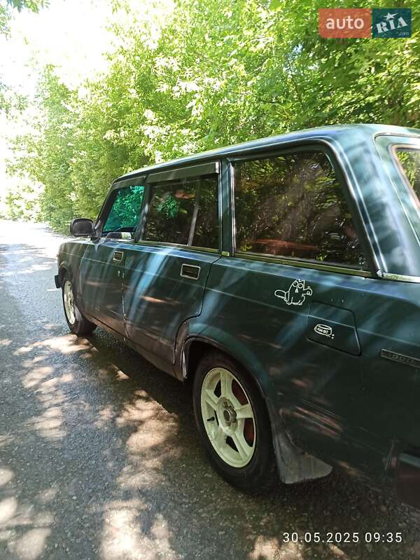 Универсал ВАЗ / Lada 2104 2001 в Каменском