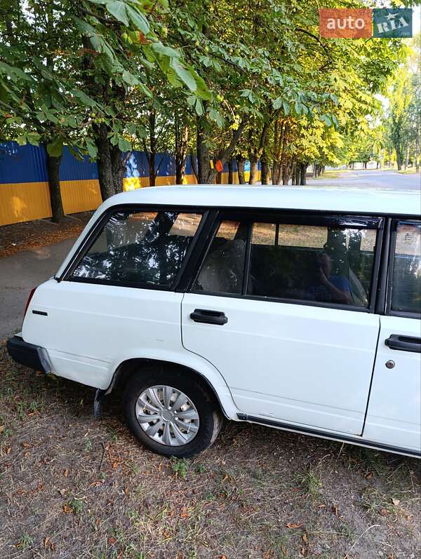 Универсал ВАЗ / Lada 2104 2002 в Кременчуге