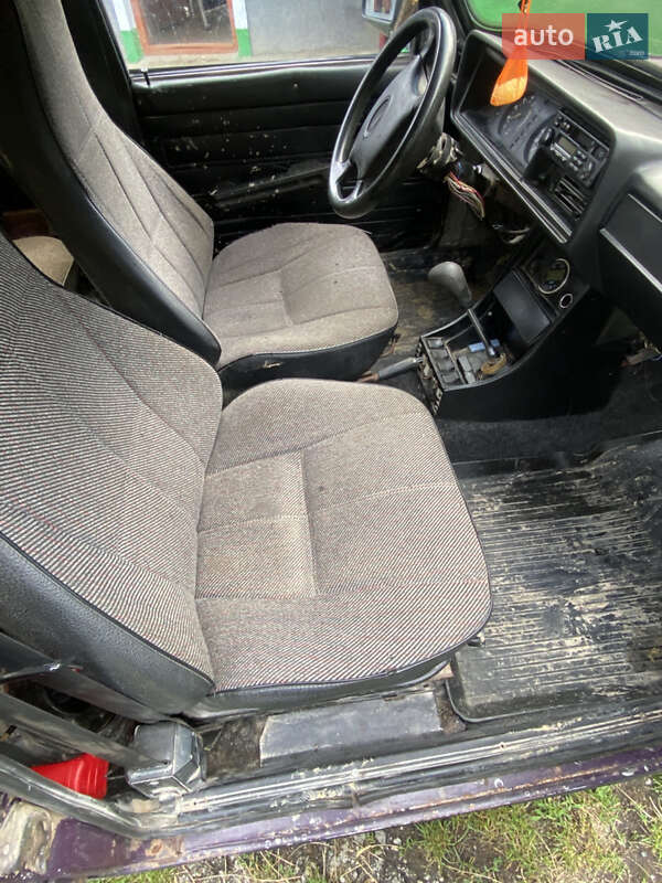Универсал ВАЗ / Lada 2104 2004 в Новой Ушице фото 5 Универсал ВАЗ / Lada 2104 2004 в Новой Ушице