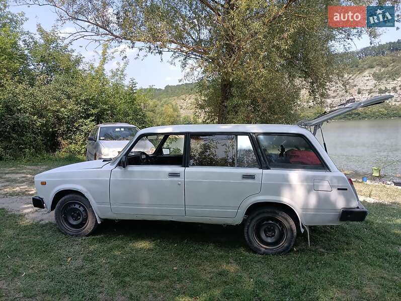 Універсал ВАЗ / Lada 2104 1992 в Кам'янець-Подільському