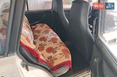 Универсал ВАЗ 2104 1987 в  фото 4 Универсал ВАЗ 2104 1987 в