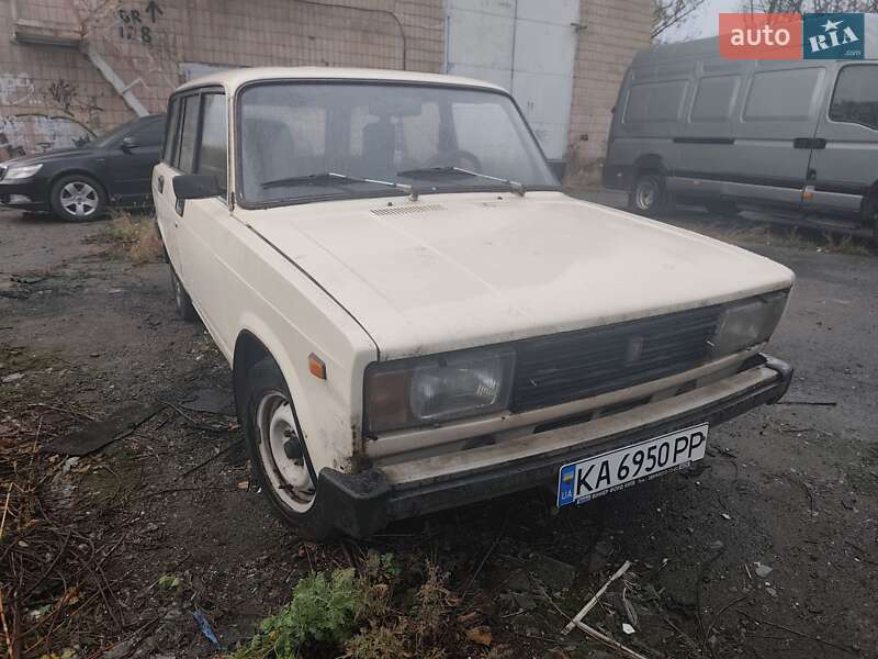 Универсал ВАЗ 2104 1990 в  фото Универсал ВАЗ 2104 1990 в