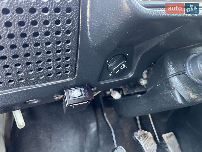 Универсал ВАЗ / Lada 2104 2002 в Тернополе фото 22 Универсал ВАЗ / Lada 2104 2002 в Тернополе