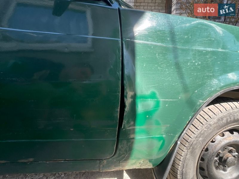 Універсал ВАЗ / Lada 2104 1999 в Люботині