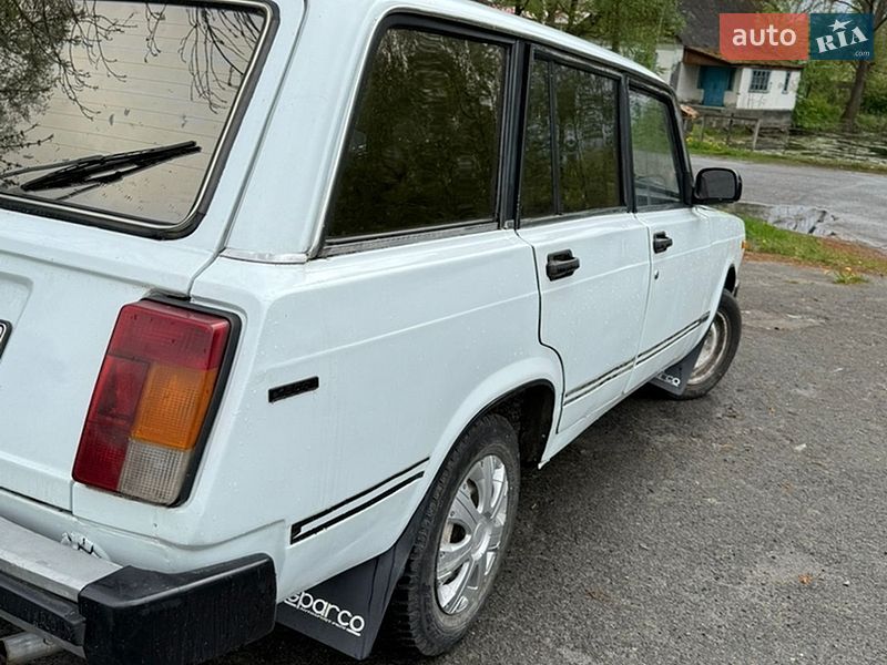 Универсал ВАЗ / Lada 2104 1997 в Звягеле фото 4 Универсал ВАЗ / Lada 2104 1997 в Звягеле
