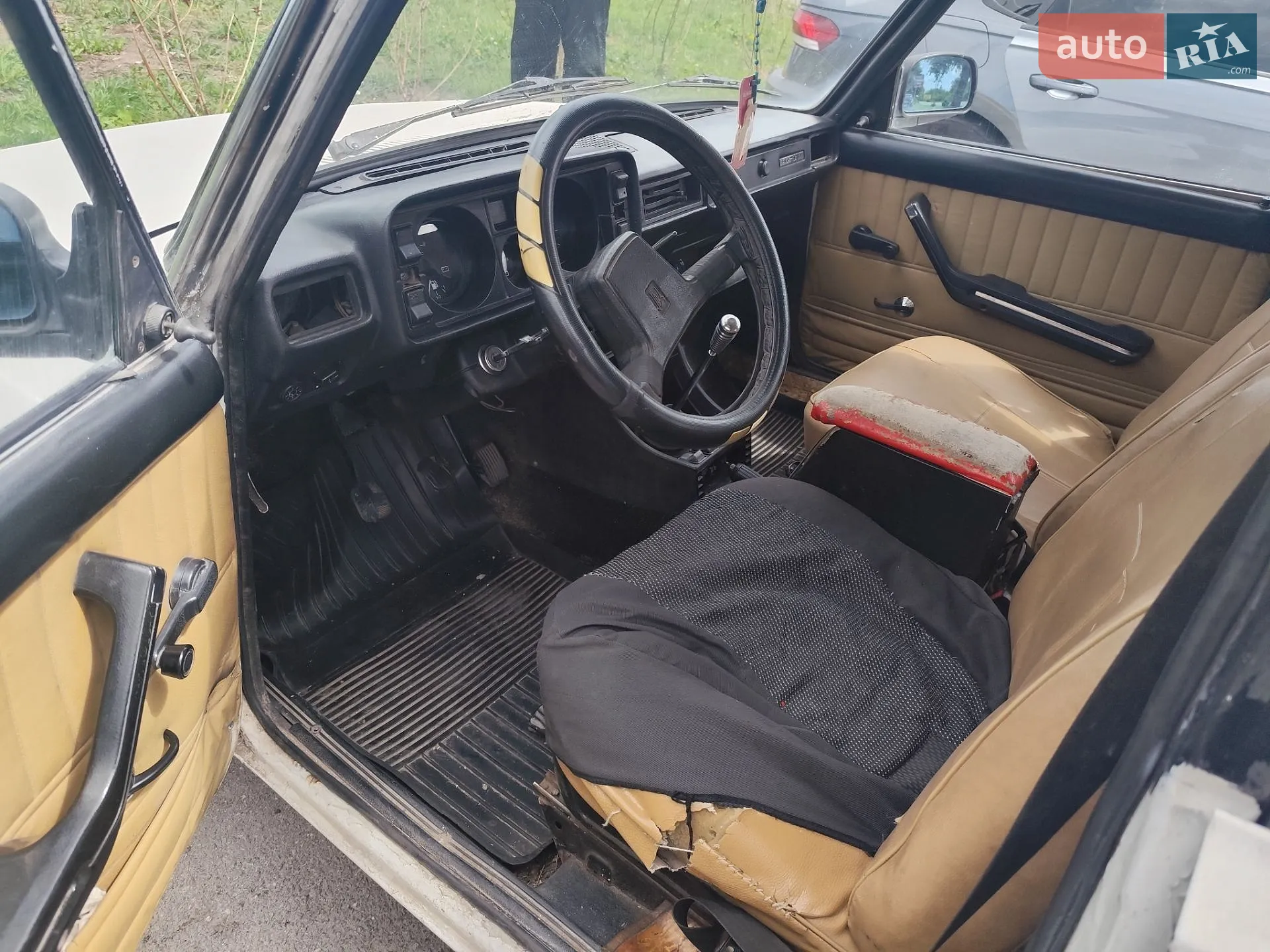 ВАЗ / Lada 2104 1988 VIN XTA210400J0138098 фото оголошення 6 з 8