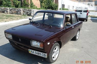 Седан ВАЗ / Lada 2105 1999 в Бердичеве