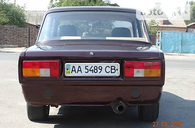 Седан ВАЗ / Lada 2105 1999 в Бердичеве