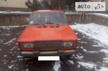 Седан ВАЗ / Lada 2105 1991 в Черновцах