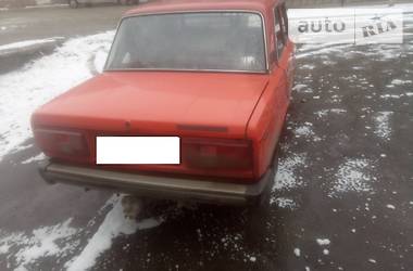 Седан ВАЗ / Lada 2105 1991 в Черновцах