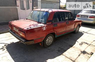 Седан ВАЗ / Lada 2105 1990 в Сарате