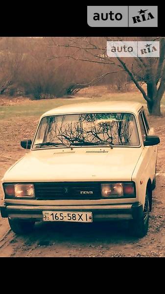 Седан ВАЗ / Lada 2105 1986 в Славуте