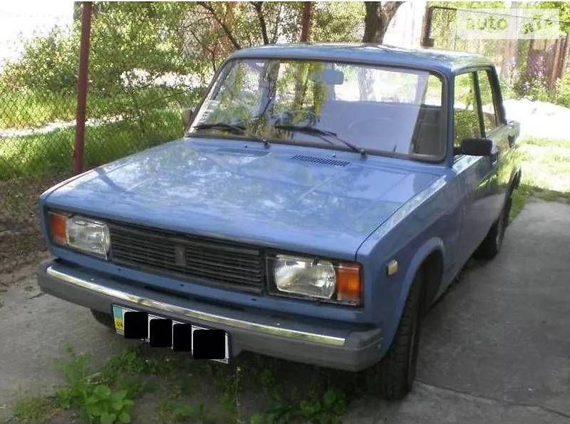 Седан ВАЗ / Lada 2105 1984 в Запорожье