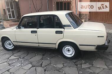 Седан ВАЗ / Lada 2105 1985 в Мукачево
