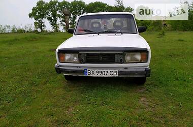 Седан ВАЗ / Lada 2105 1984 в Рівному