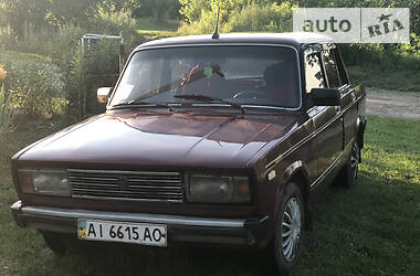 Седан ВАЗ / Lada 2105 1988 в Луцке