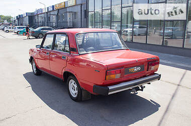 Седан ВАЗ / Lada 2105 1992 в Запорожье