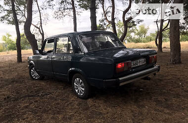 Седан ВАЗ / Lada 2105 1996 в Днепре