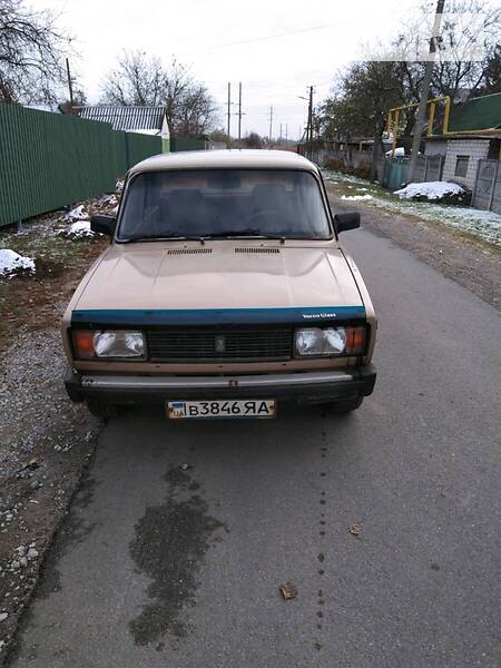 Седан ВАЗ / Lada 2105 1989 в Дніпрі