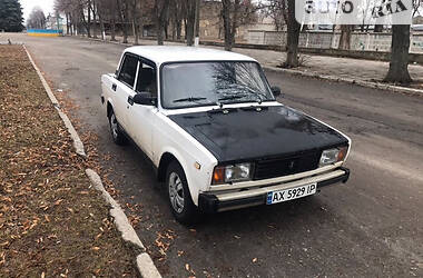 Седан ВАЗ / Lada 2105 1993 в Лозовой