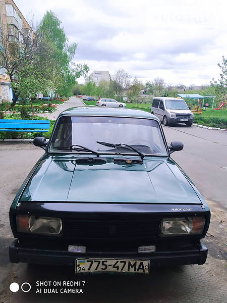 Седан ВАЗ / Lada 2105 1983 в Золотоноше