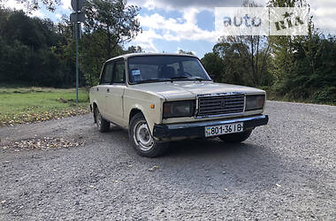 Седан ВАЗ / Lada 2105 1986 в Надворной