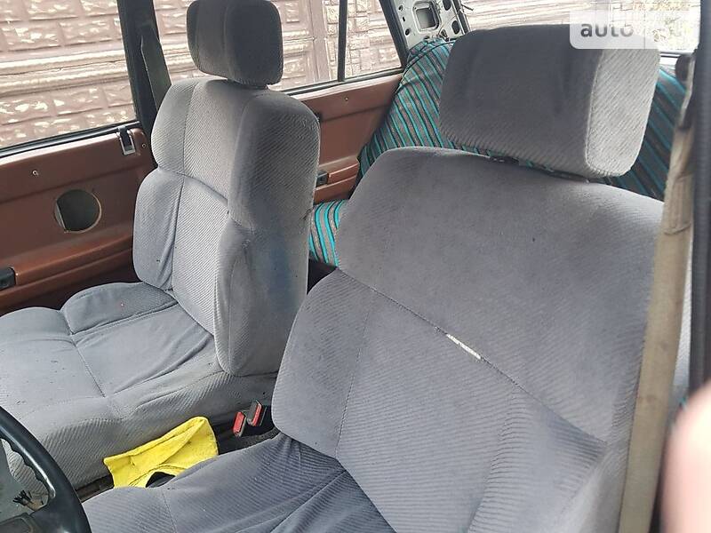 Седан ВАЗ / Lada 2105 1984 в Харькове