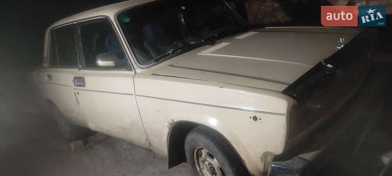 Седан ВАЗ / Lada 2105 1984 в Миронівці